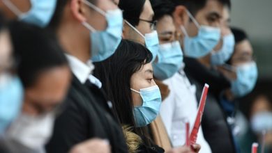 Photo of الصين تتهم أمريكا بإثارة “ذعر كورونا”.. وروسيا قد ترحل مصابين