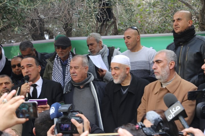 Photo of إدانة فلسطينية وعربية لقرار الاحتلال سجن الشيخ رائد صلاح
