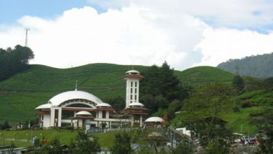 Photo of 300 إندونيسي تركوا “الإحيائية” وأعلنوا دخولهم الإسلام