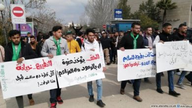 Photo of طلاب جامعة بيرزيت يطالبون بطرد عضو مجلس الأمناء المطبع