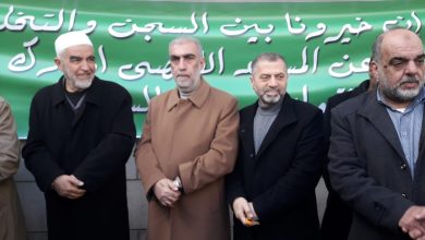 Photo of دفاعا عن الثوابت في وجه الغطرسة الإسرائيلية… الحكم بالسجن الفعلي على الشيخ رائد صلاح 17 شهرا مع احتساب 11 شهرا قضاها خلال التوقيف