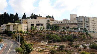 Photo of الناصرة: مستشفى الإنجليزي يستقبل مصاب بفايروس الكورونا في قسم النّصر