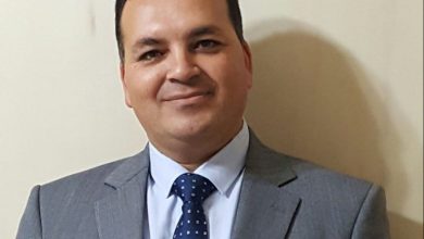 Photo of المحامي علي حيدر حول إدارة وباء الكورونا: الحكومة أثبتت فشلها في معالجة الأزمة وإن لم نهتم بأنفسنا ليس هنالك من يهتم بنا