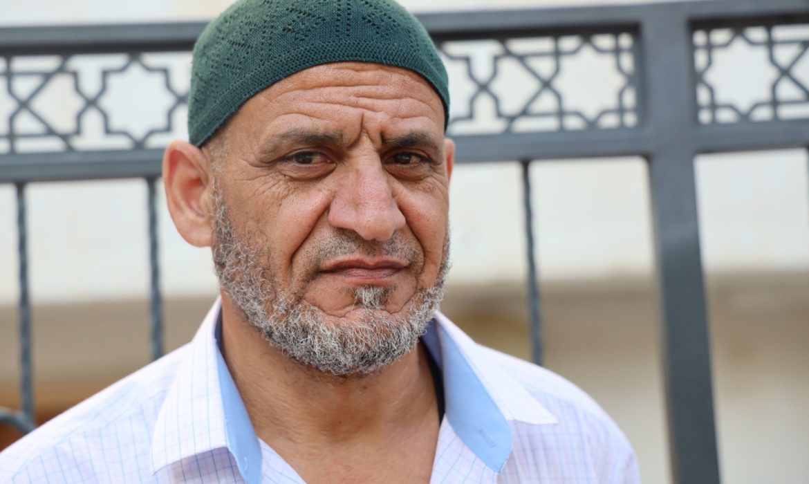 الشيخ نضال أبو شيخة 