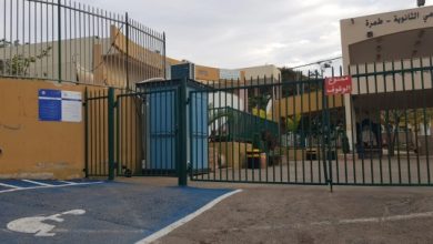 Photo of بعد أشهر من التعلّم عن بعد: طلاب المرحلة الثانوية يعودون الى مدارسهم