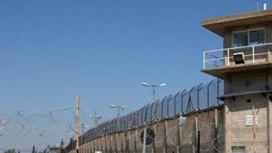 Photo of إدارة “جلبوع” تغلق السجن بالكامل وتعلنه منطقة حمراء