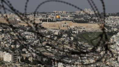 Photo of غانتس يتجه لإقرار تبييض وشرعنة نحو 1700  وحدة استيطانية في الضفة الغربية