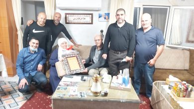 Photo of تكريم عائلة المرحوم محمود سلمان أبو غزالة