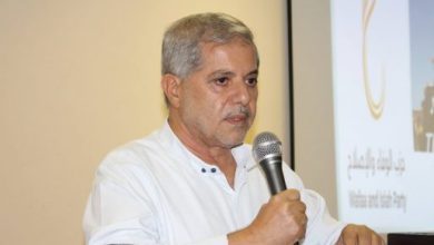 Photo of الانزلاق في مستنقع الكنيست