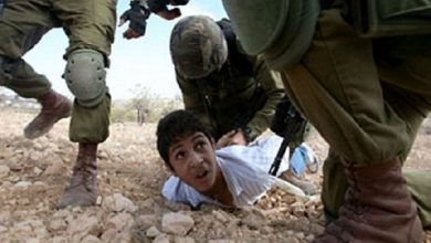 Photo of الأسير الفتى محمد مقبل يروي تفاصيل اعتداء الاحتلال عليه