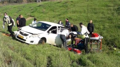 Photo of مصابان بحالة حرجة إثر إطلاق نار على سيارة على شارع 6