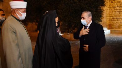 Photo of اشتية: سنعاقب كل الذين تسببوا في الإساءة لمقام النبي موسى