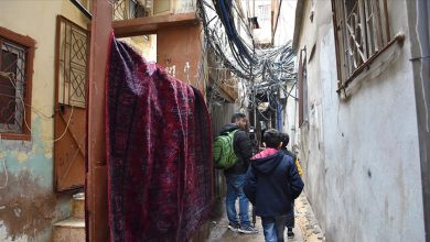 Photo of خوفا من انهياره.. إخلاء مجمع للاجئين جنوبي لبنان