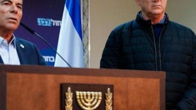 Photo of غانتس وأشكنازي يشعران بالاحباط ويفكران بالاعتزال