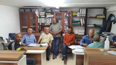 Photo of كفر كنا: لجنة الزكاة توزع منحًا دراسية على نحو 617 طالبًا جامعيًا