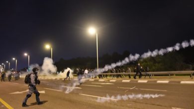 Photo of اضراب وغضب بعد ليلة من الاحتجاجات في كفر قرع