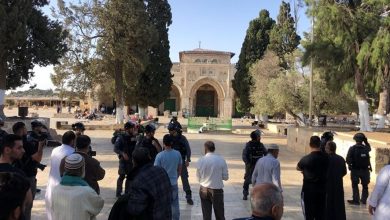 Photo of عشرات المستوطنين يقتحمون المسجد الأقصى