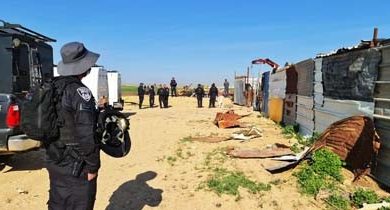 Photo of هدم منشآت ومساكن في خربة الوطن بالنقب