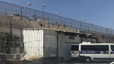 Photo of الاحتلال يعيد اعتقال أسير مقدسي لحظة الإفراج عنه