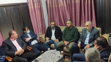 Photo of كفر كنا: وفد من المجلس والقيادات المحلية يزور عائلة شهيد يوم الأرض محسن طه