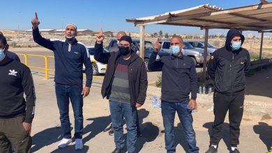 Photo of شبان من يافا يتظاهرون أمام سجن “أوهلي كيدار” نصرة للشيخ رائد صلاح