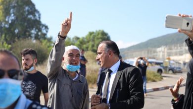 Photo of طاقم الدفاع: نقل الشيخ رائد صلاح إلى سجن “ريمون” انتهاكٌ صارخ لحقوقه الاساسية