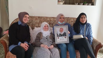 Photo of طالبات مدرسة إسكندر يتواصلن مع الجيل الذهبي