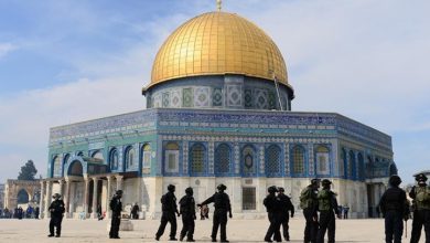 Photo of مستوطنون يقتحمون الأقصى تحت حراسة كبيرة ومشددة