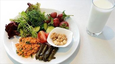 Photo of 16 غذاءً غنيًا بالفيتامينات بدلًا عن المكمّلات