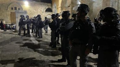 Photo of الاحتلال يقتحم الأقصى فجرًا.. اندلاع مواجهات وإصابات