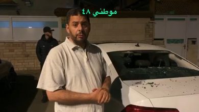 Photo of مستوطنون يعتدون على بيت المحامي خالد زبارقة باللد