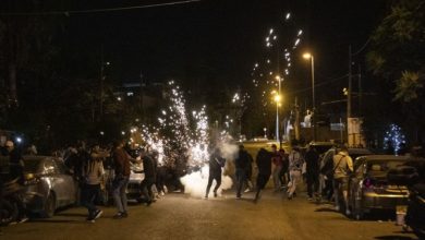 Photo of اللجنة الشعبية في قلنسوة تستنكر الاعتداء الغاشم على الأهل في الشيخ جراح.