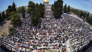 Photo of اكثر من 70 الفًا يؤدون الجمعة اليتيمة في الاقصى