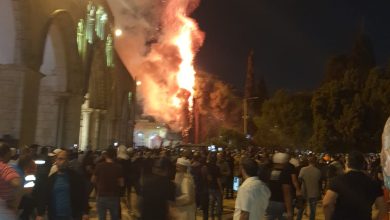 Photo of تجدد المواجهات وحريق في الاقصى