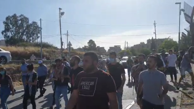 Photo of الشيخ جراح: الشرطة تعتدي على متظاهرين وتعتقل ثلاثة نشطاء