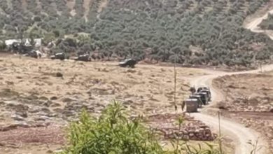 Photo of الاحتلال يحاصر غرفة في عقربا ويطلب من فيها بتسليم أنفسهم