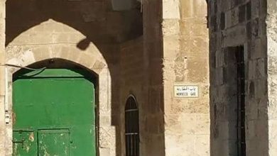 Photo of جماعات استيطانية تحاول تغيير اسم باب المغاربة إلى باب هليل