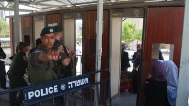 Photo of مظاهرة في ساحات “الإبراهيمي” رفضًا لمنع رفع الأذان