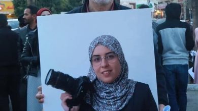 Photo of الاسير جمال الطويل يخوض إضراباً عن الطعام رفضا لاستمرار اعتقال ابنته