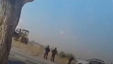 Photo of النقب: آليات إسرائيلية تجرف أرضا في اللقية