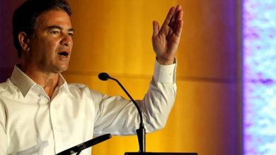 Photo of رئيس “الموساد” المنتهية ولايته: وجهنا ضربات قوية في “قلب” إيران