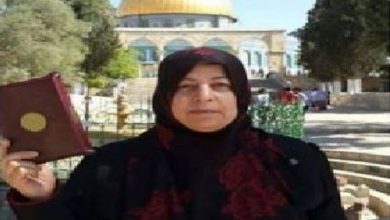 Photo of الاحتلال يبعد مرابطتين عن المسجد الأقصى 6 أشهر