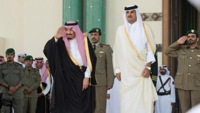 Photo of أمير قطر يهاتف ملك السعودية للتهنئة بالعيد