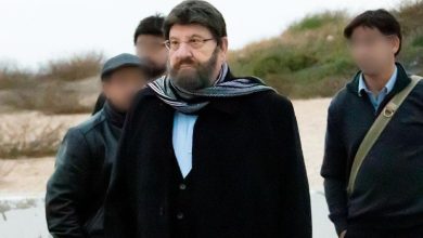 Photo of الرئيس الإسرائيلي يتجول متنكرا بهيئة شخص آخر