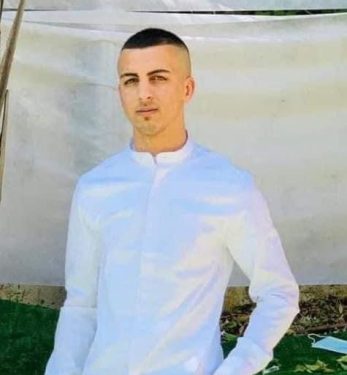 الفتى أحمد عيسى