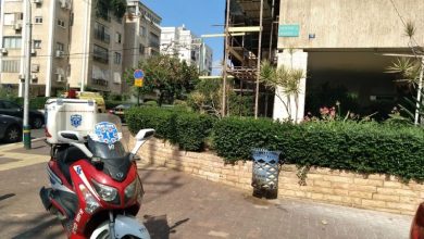 Photo of مركز البلاد: إصابة حرجة لعامل بصعقة كهربائية في خلال عمله