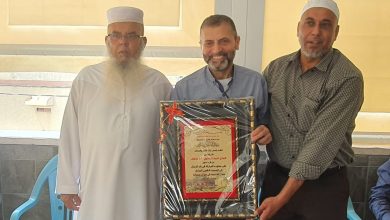 Photo of تثمينًا لجهوده في نصرة الأقصى: وفد يترأسه الدكتور سليمان اغبارية في زيارة للحاج أحمد تيهاوي بالشيخ دنون
