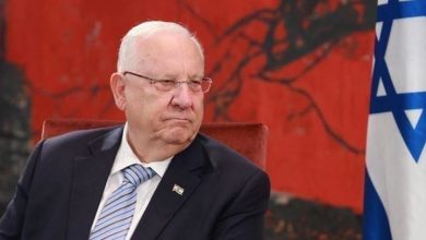 Photo of “هآرتس” عن فترة رئاسة ريفلين: 7 سنوات عجاف وخطيرة