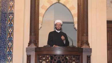Photo of خطبة العيد في بيروت: الطبقة الحاكمة في لبنان بلاء علينا
