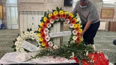 Photo of بغياب والدتها القيادية خالدة جرار.. تشييع جثمان الشابة “سهى جرار”